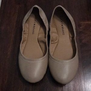 Lucky Brand Erin flats size 7